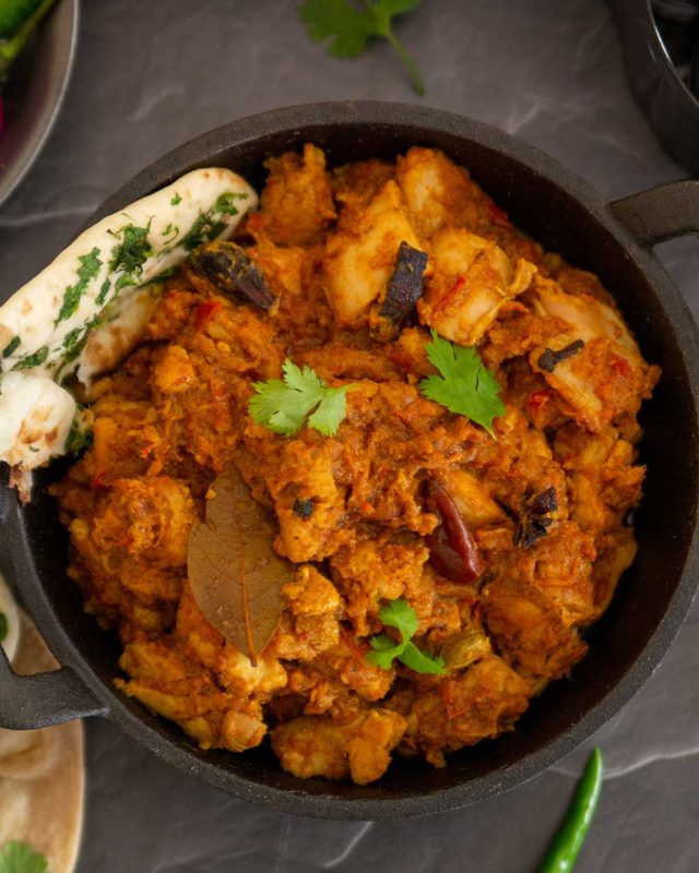 A Quick & Easy Weeknight Win: Chicken Bhuna Masala - Gitadini